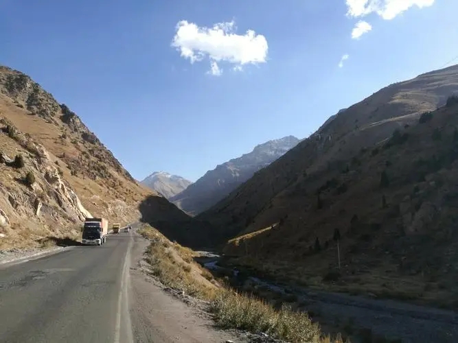 塔吉克斯坦杜尚別市-庫爾干秋別公路項目